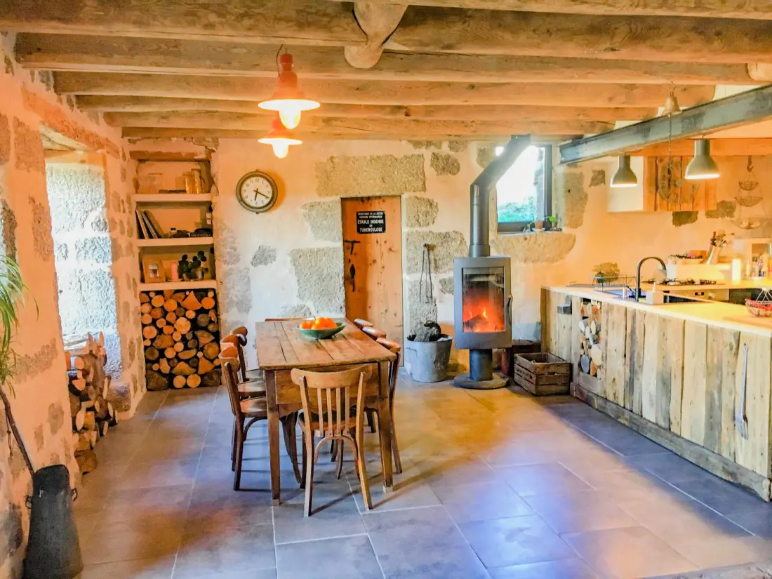 Gîte de France Gîte lozère blau 12 Personen 3 Ohren