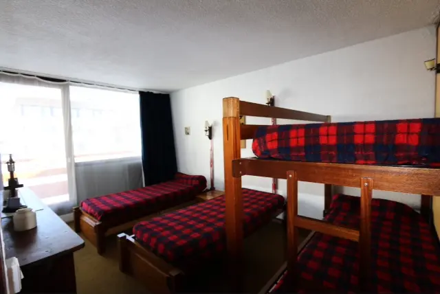 Erkélyes apartman Les Ménuires szívében