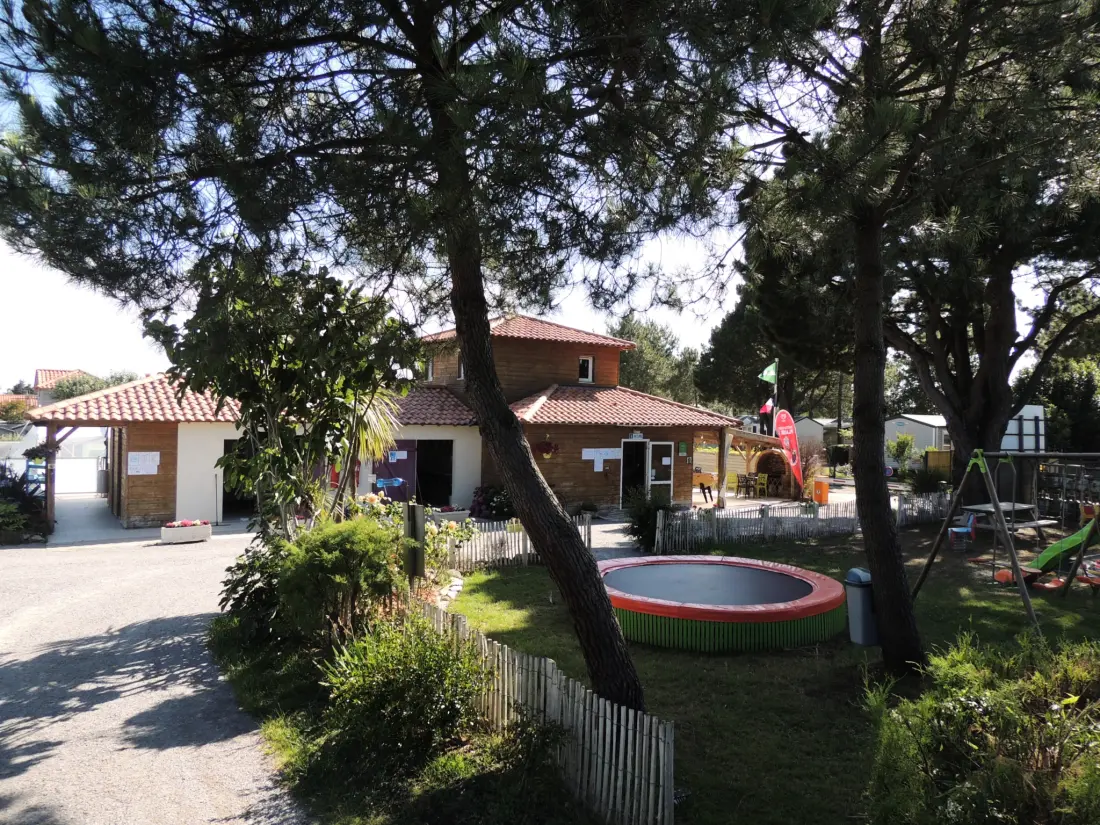 Camping de Prigny 3 Sterne★★★