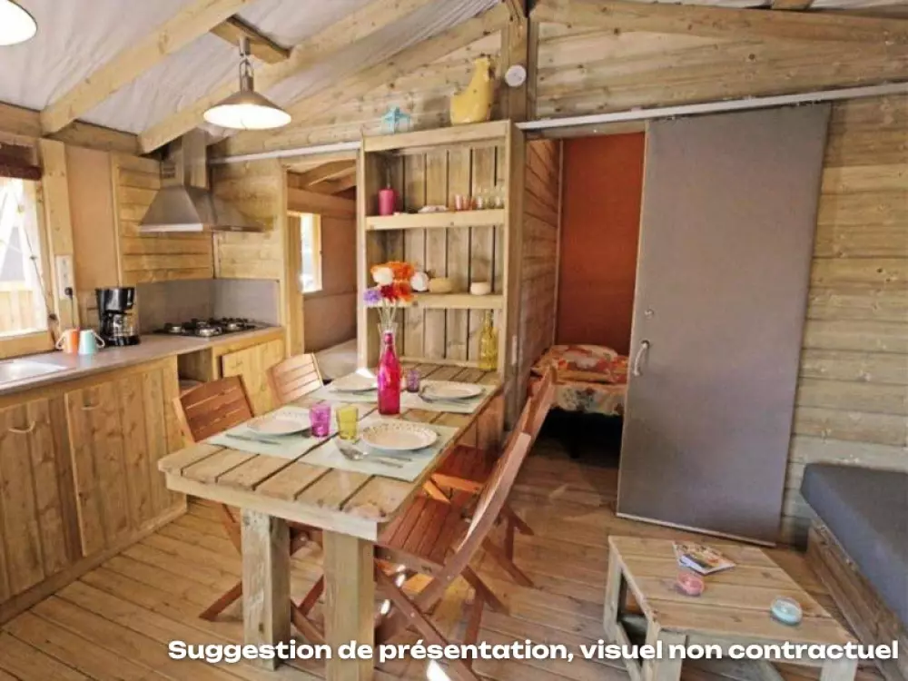 Kwiat Camping Mas de Champel 4 Gwiazdy★★★★ 4 Gwiazdy★★★★ 4 Gwiazdy★★★★ 4 Gwiazdy★★★★