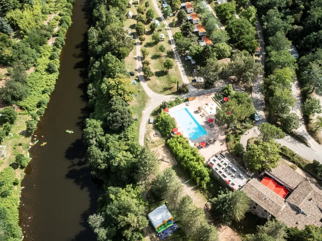 Flower Camping Mas de Champel 4 étoiles★★★★