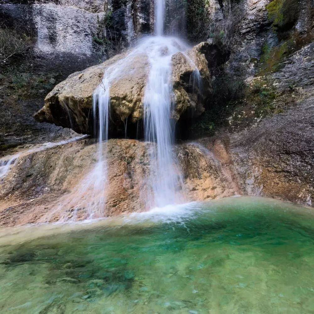 Kwiat Camping Mas de Champel 4 Gwiazdy★★★★ 4 Gwiazdy★★★★ 4 Gwiazdy★★★★ 4 Gwiazdy★★★★