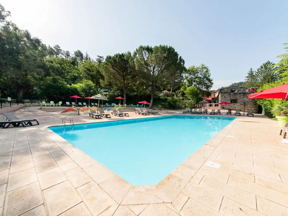 Flower Camping Mas de Champel 4 étoiles★★★★