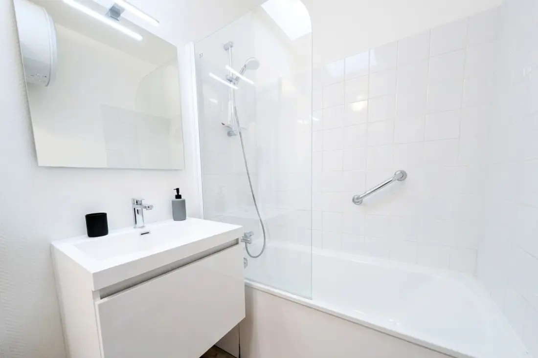 Luminous apartman Balcony Filant Sea View