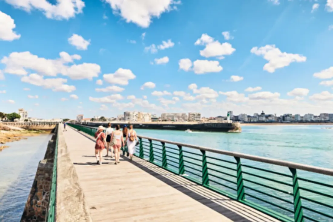 Luminous apartman Balcony Filant Sea View