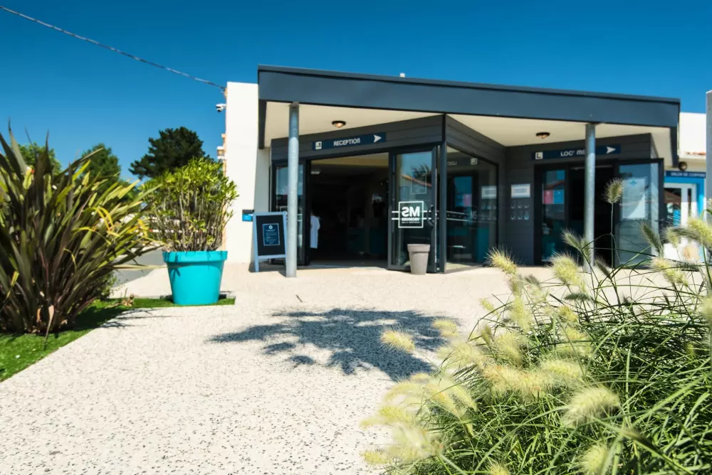 Camping Club Le Trianon 5 Stars★★★★★ - MS Holidays