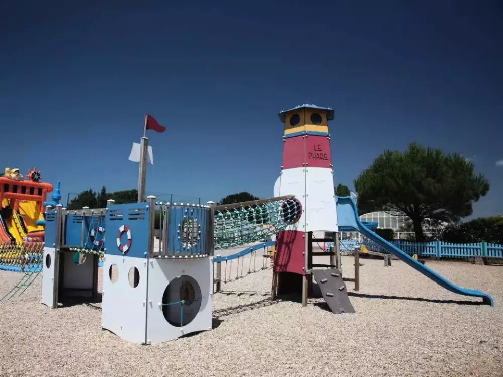 Campsite Le Moulin de la Salle 4 Stars★★★★