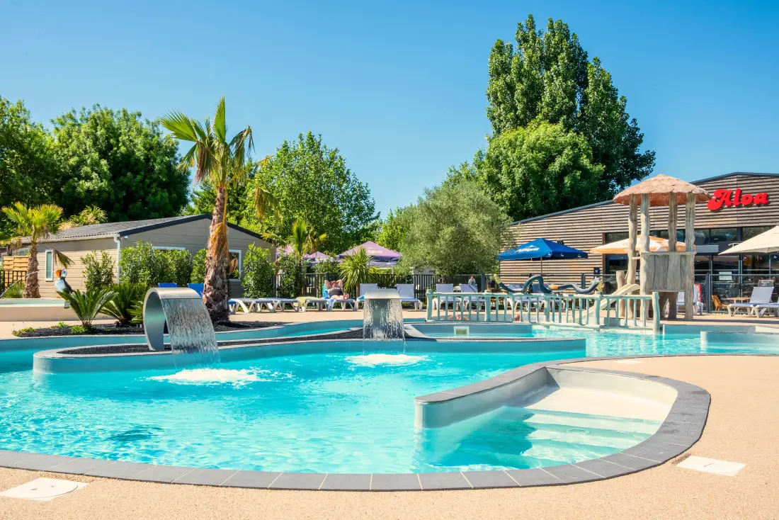 Camping Le Nid d'Été 4 Estrellas★★★★