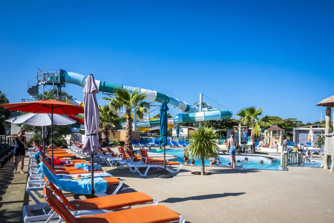 Camping Le Nid d'Été 4 Estrellas★★★★