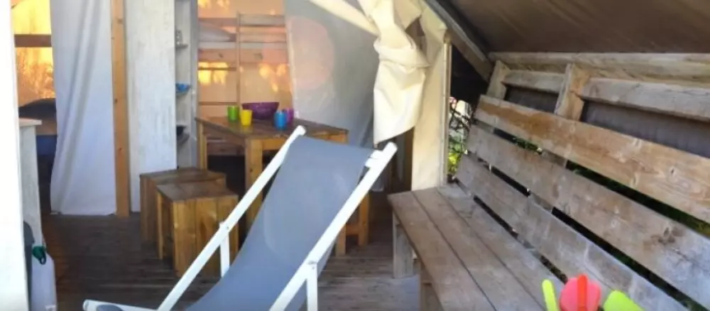 Camping Les Pirons 5 Sterren★★★★★