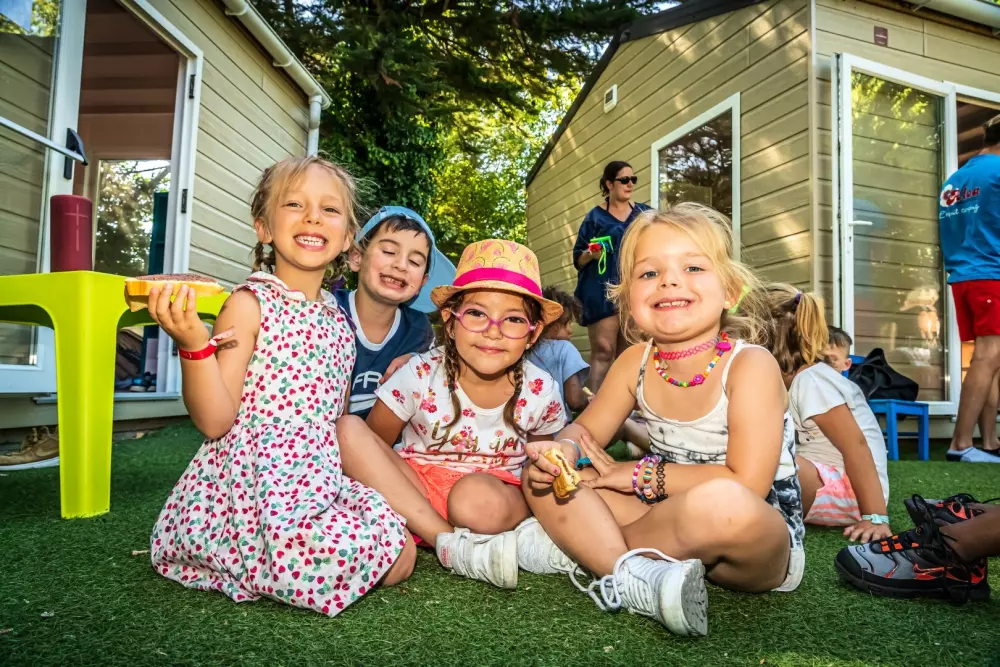 Camping Les Pirons 5 Sterren★★★★★