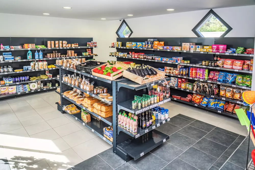 Camping Les Pirons 5 Sterren★★★★★