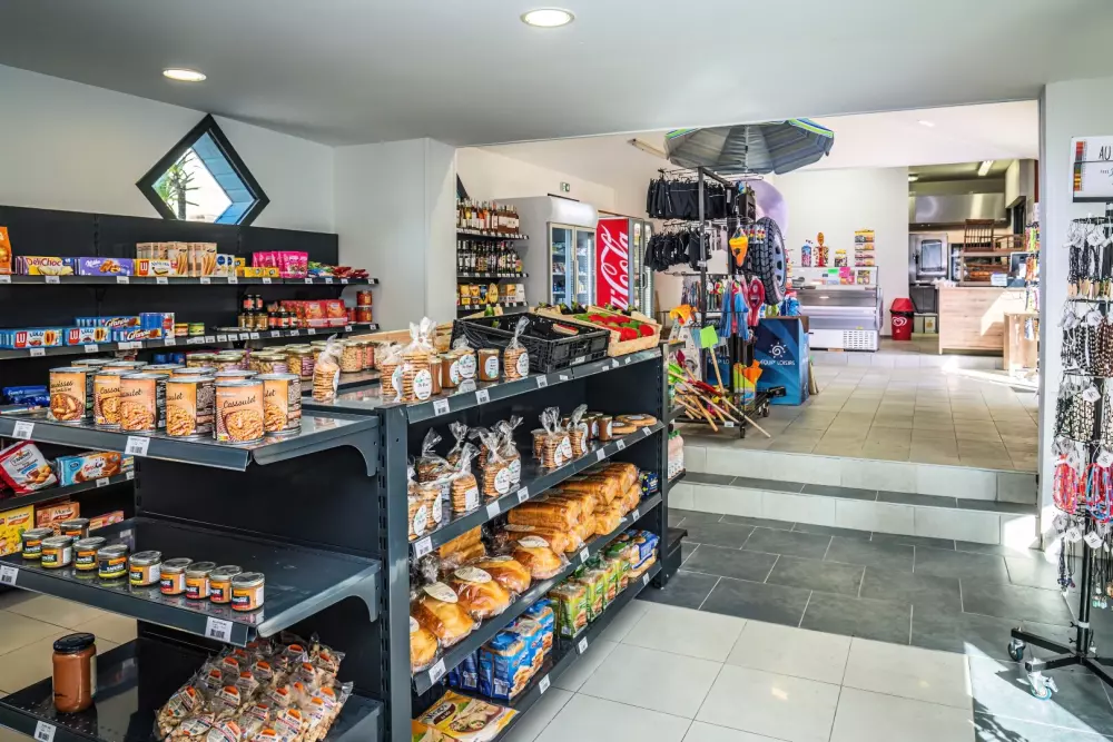 Camping Les Pirons 5 Sterren★★★★★