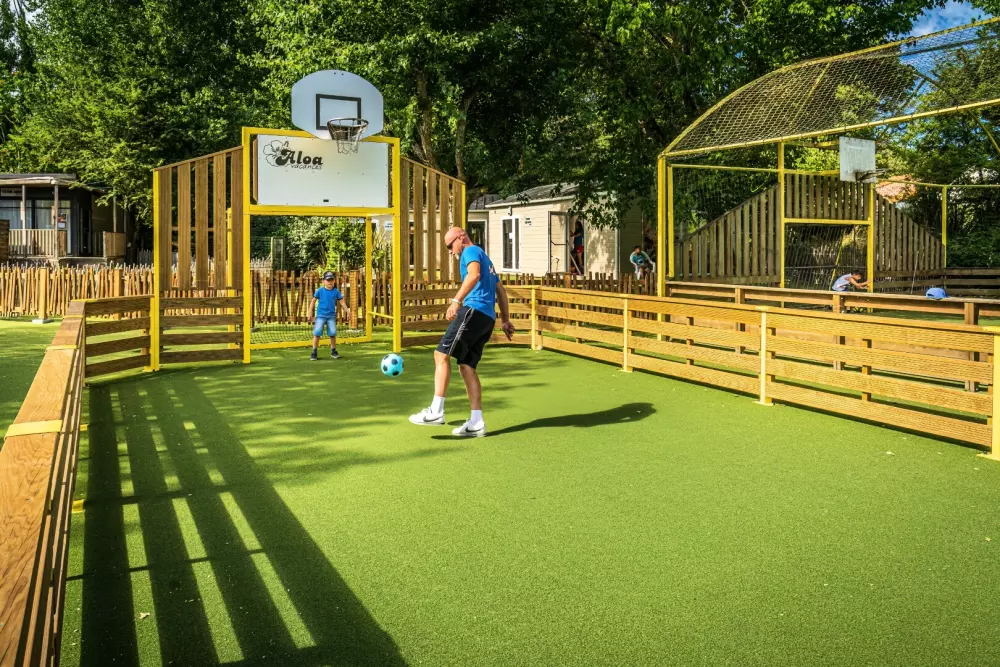 Camping Les Pirons 5 Sterren★★★★★