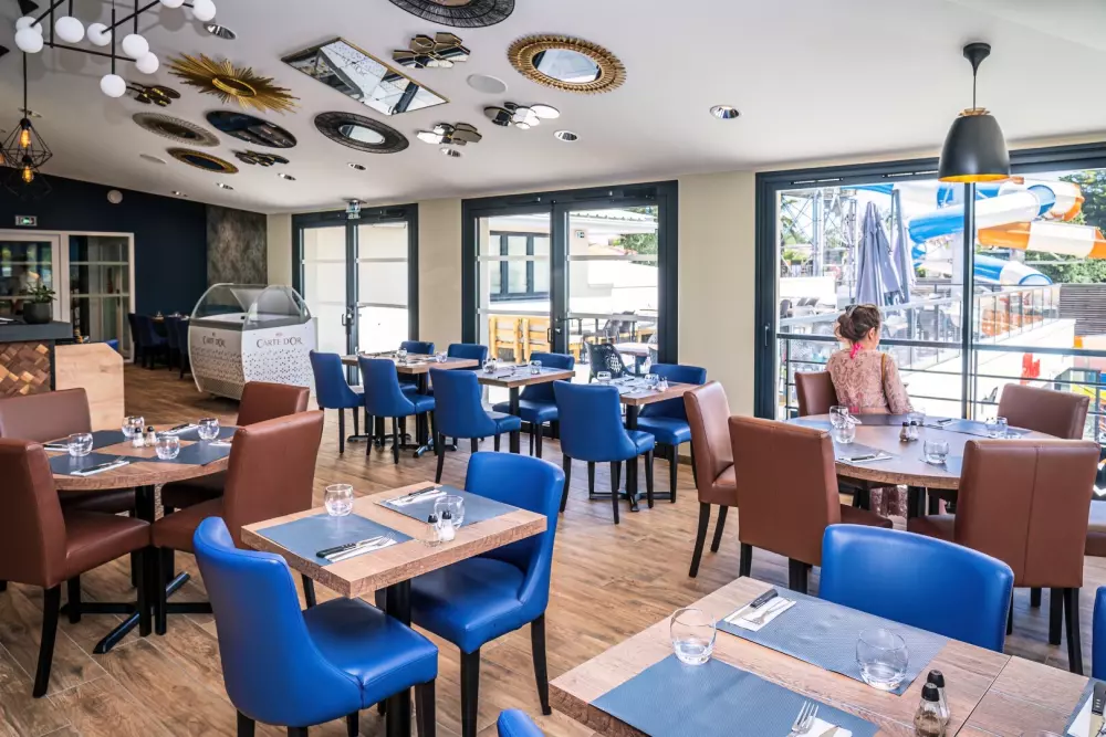 Camping Les Pirons 5 Sterren★★★★★