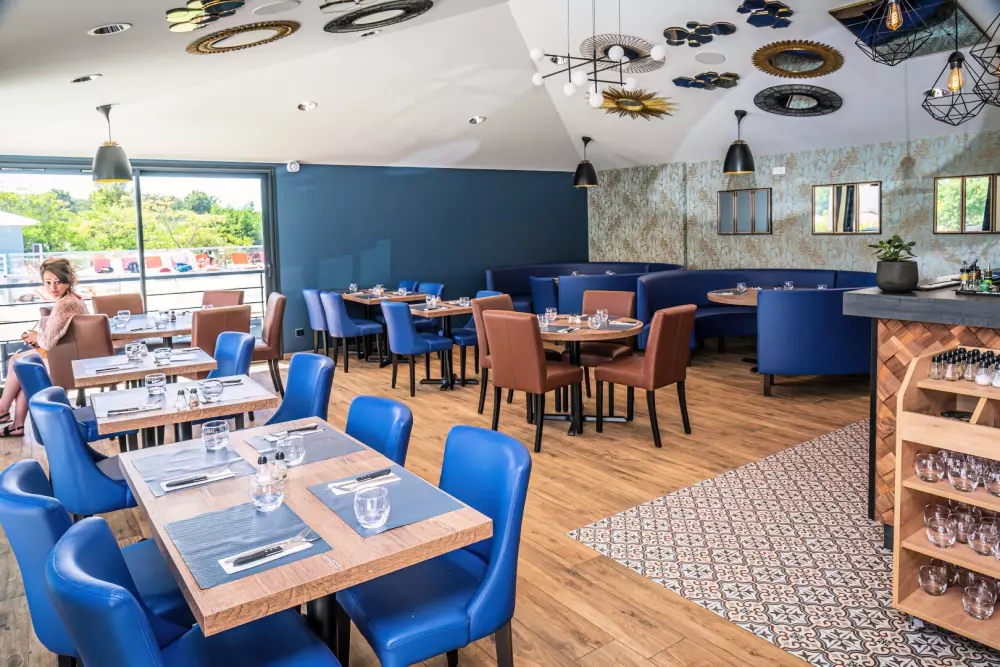 Camping Les Pirons 5 Sterren★★★★★