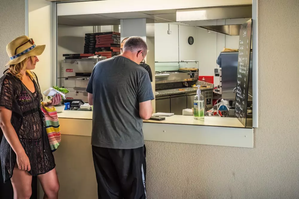 Camping Les Pirons 5 Sterren★★★★★