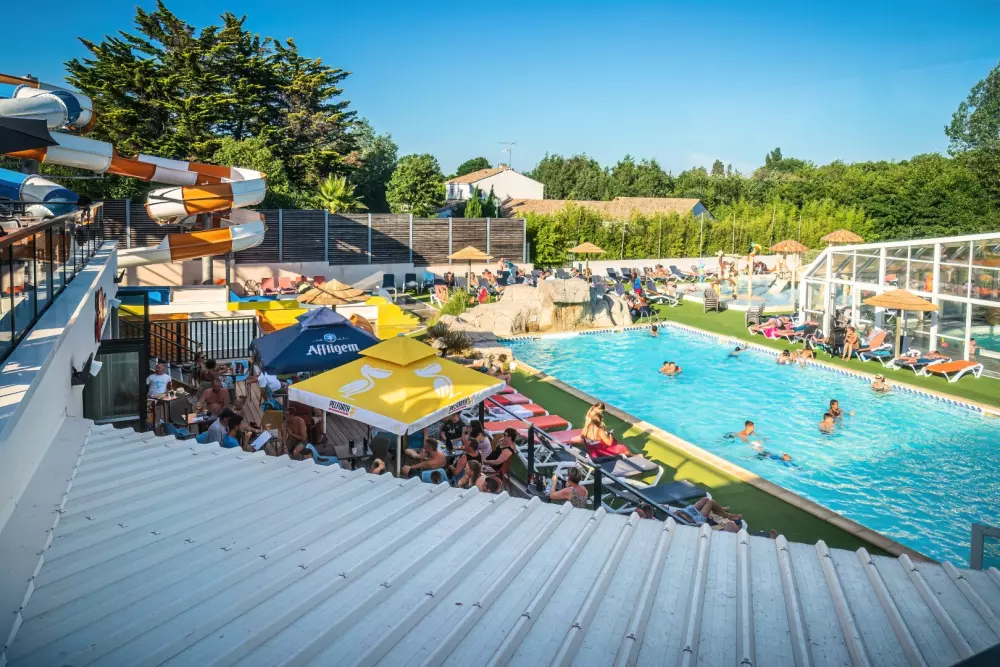 Camping Les Pirons 5 Sterren★★★★★