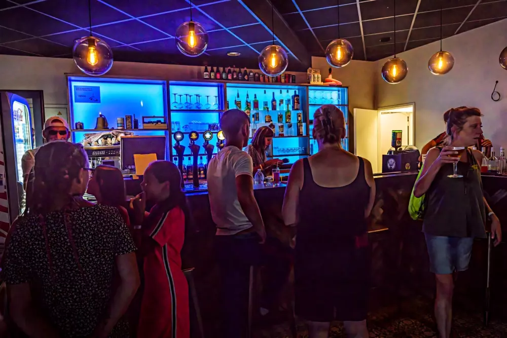 Camping Les Pirons 5 Sterren★★★★★