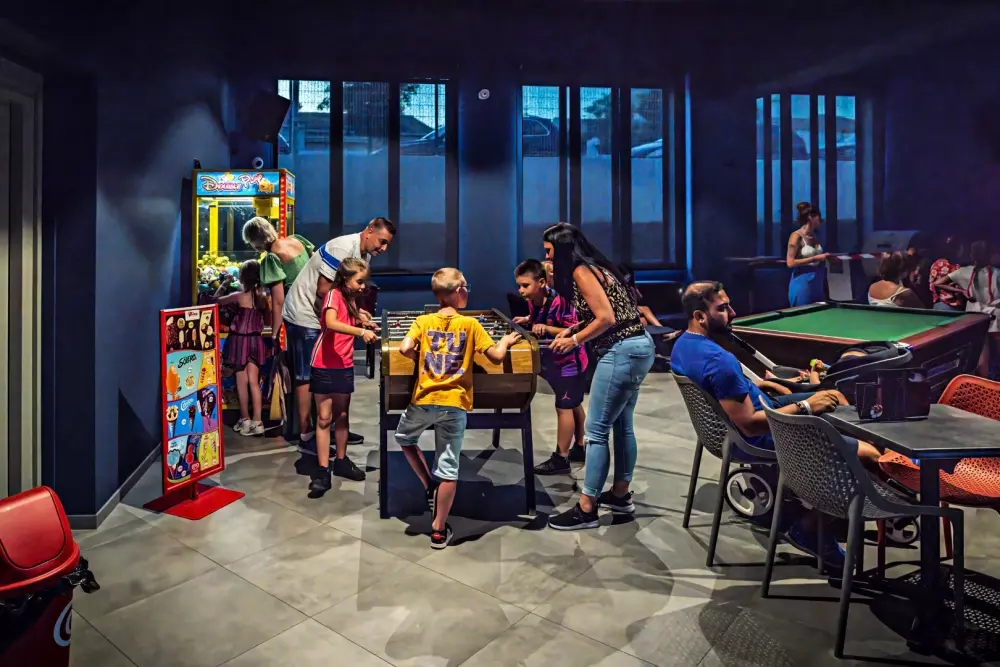 Camping Les Pirons 5 Sterren★★★★★