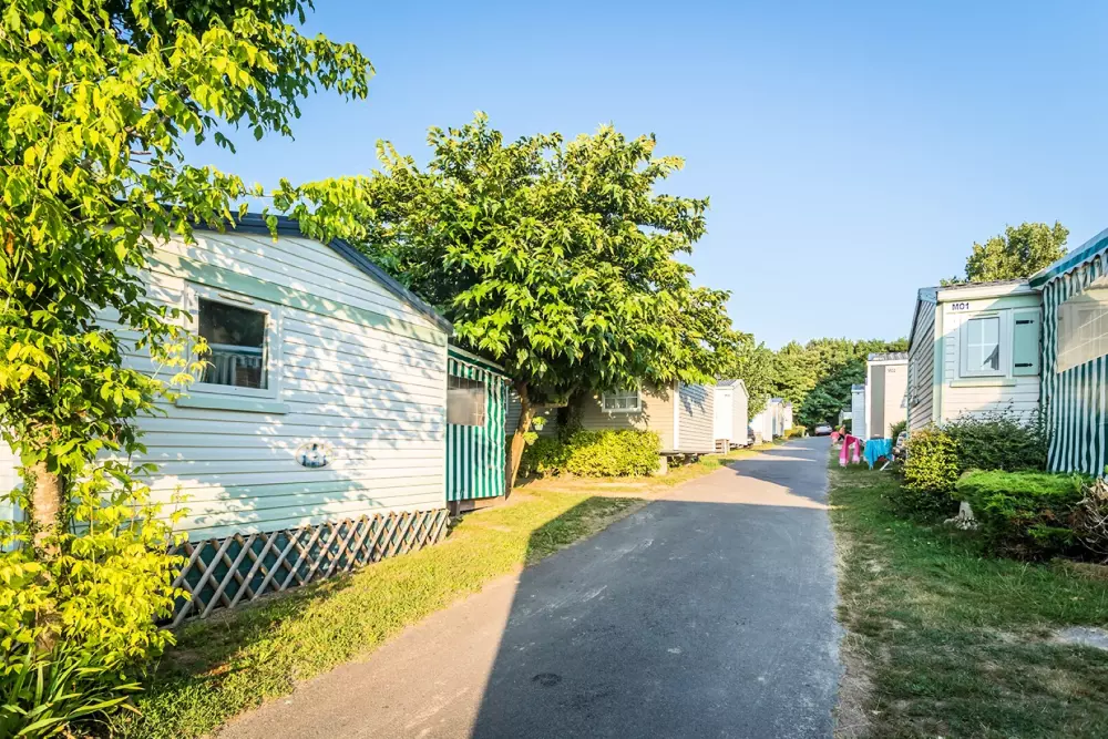 Camping Les Pirons 5 Sterren★★★★★