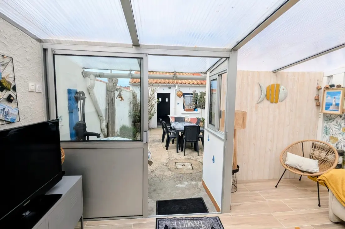 Meleg és kellemes a tenger közelében Garage