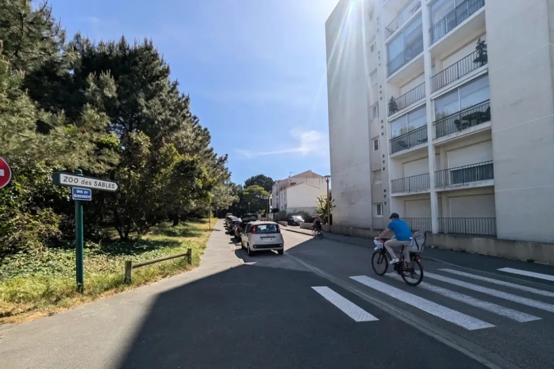 Kényelmes és egyszerű apartman hozzáférés (parking)
