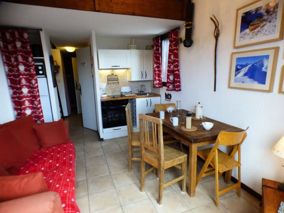 Isabella E Residence