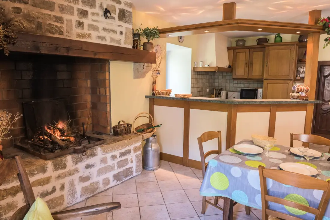 Gîte de France Gîtes de France 3 Ähren 6/7 Personen in Les Salelles 3 Ähren