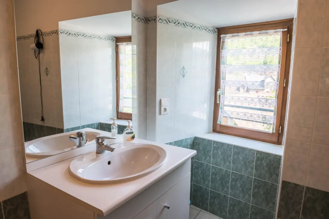Gîte de France Gîtes de France 3 Ähren 6/7 Personen in Les Salelles 3 Ähren