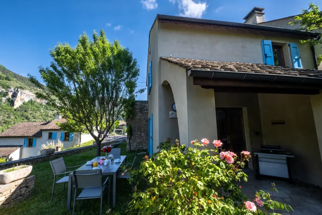 Gîte de France Gîte 2/4 Pers. Komfort an der Besetzung des Peyre 3 Ohren