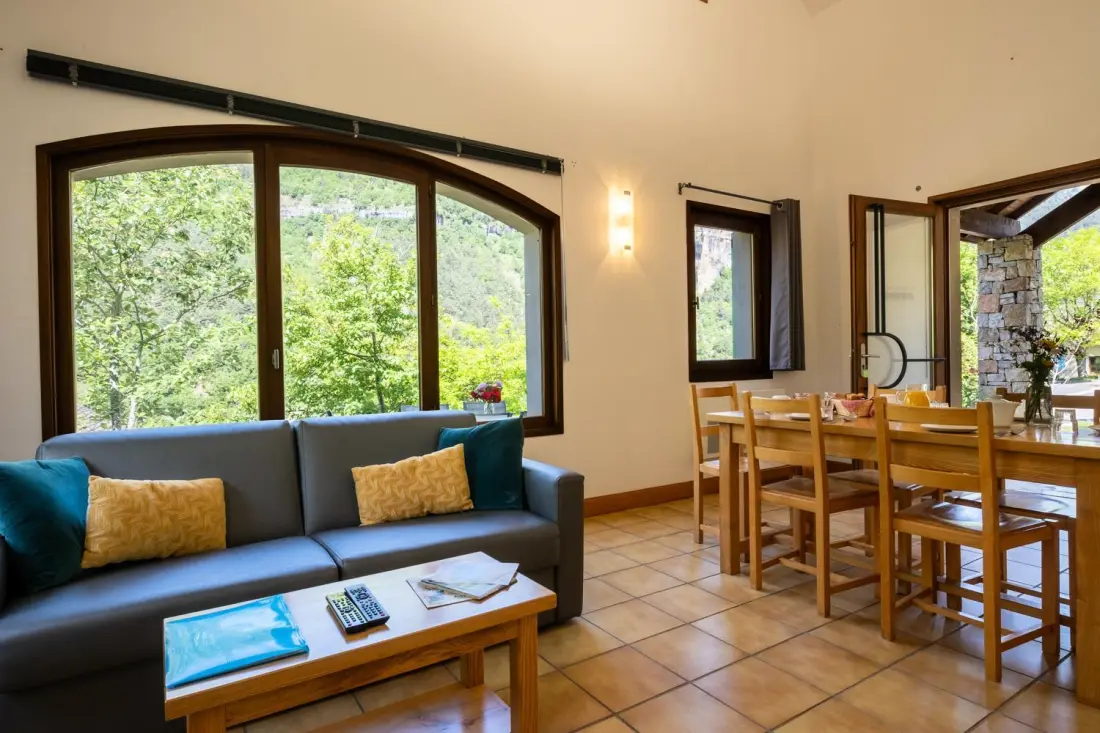 Gite de France Gîte 4/6 pers. premium in the castel of the peyre 3ohrs