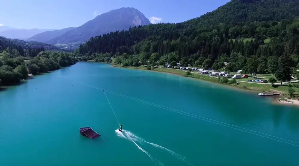 Camping de l'Île du Chéran #