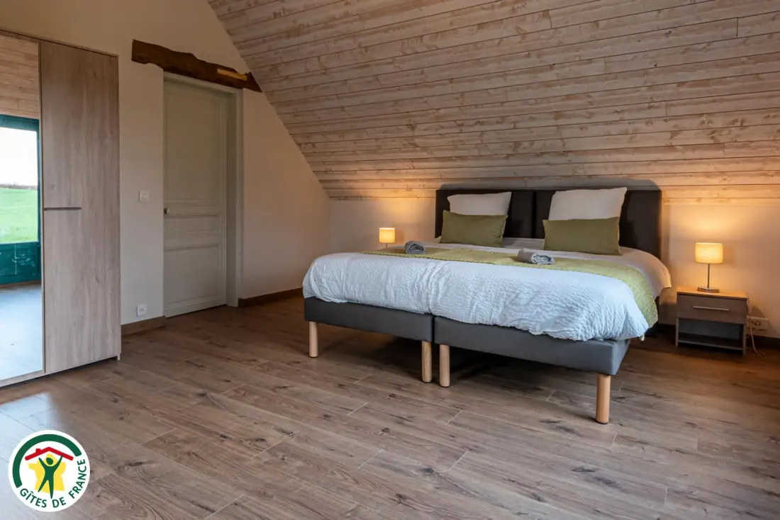 Gîte de France Aux chirdelles du ochre - l'écureuil 4 épis