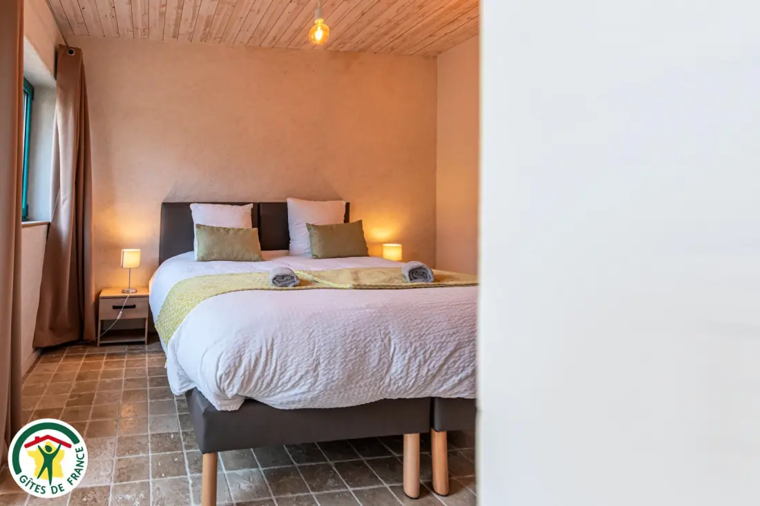 Gîte de France Aux chirdelles du ochre - l'écureuil 4 épis