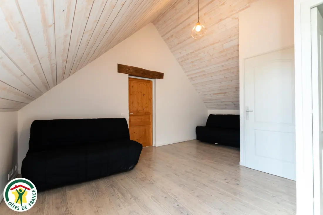 Gîte de France Aux chirdelles du ochre - l'écureuil 4 épis