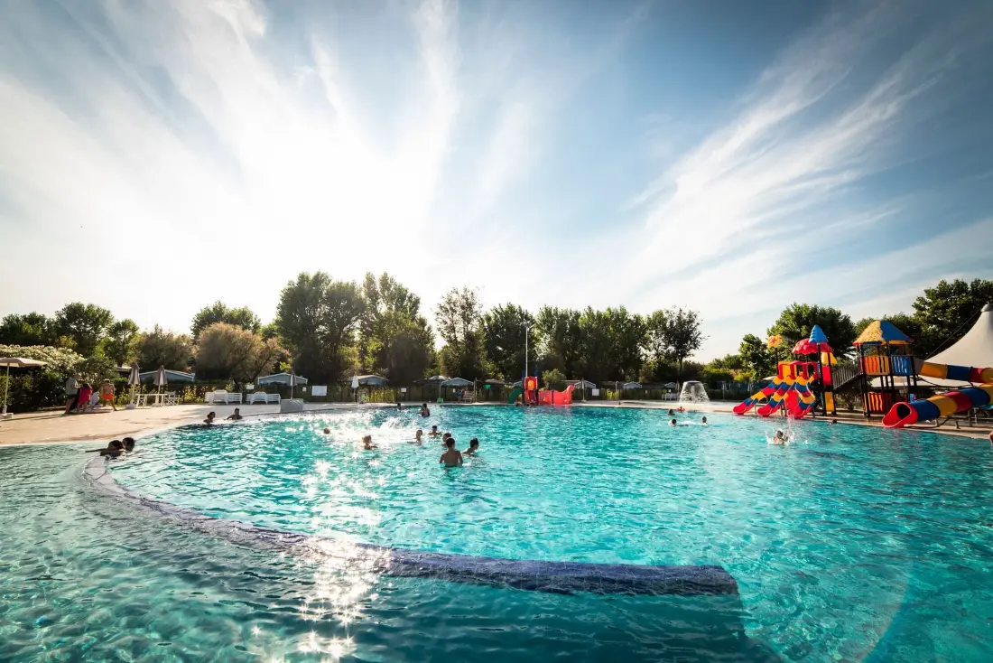 Camping Club del Sole Vigna sul Mar Family Collection 4 Sterren★★★★