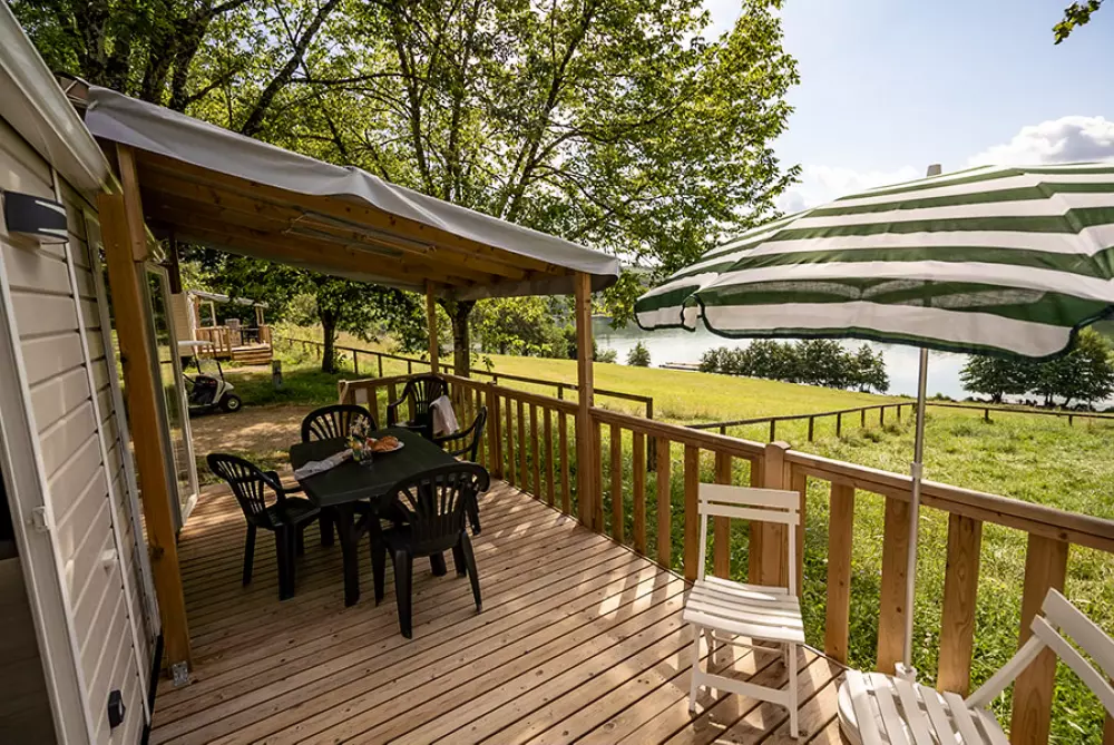 Blomster Camping du Lac du Causse