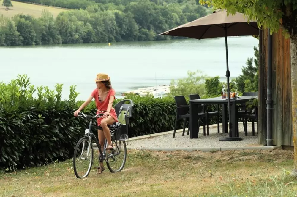 Blomster Camping du Lac du Causse