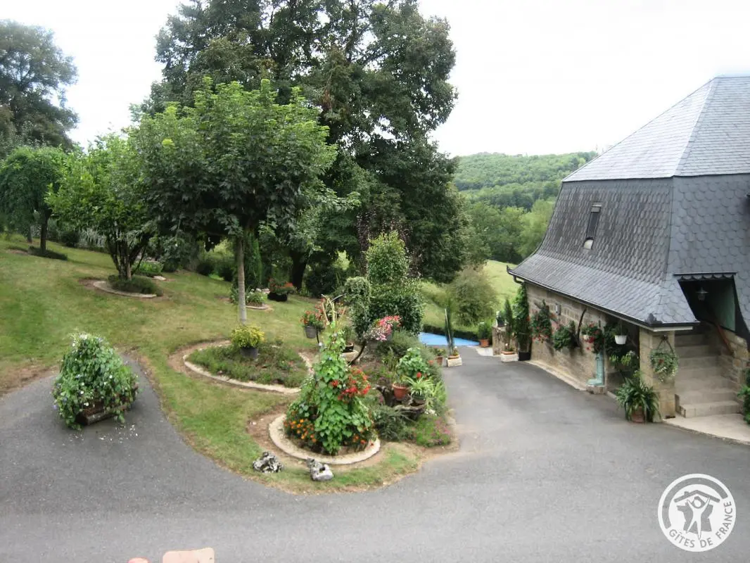 Gîte de France in Lissac sur Couze 3 oren
