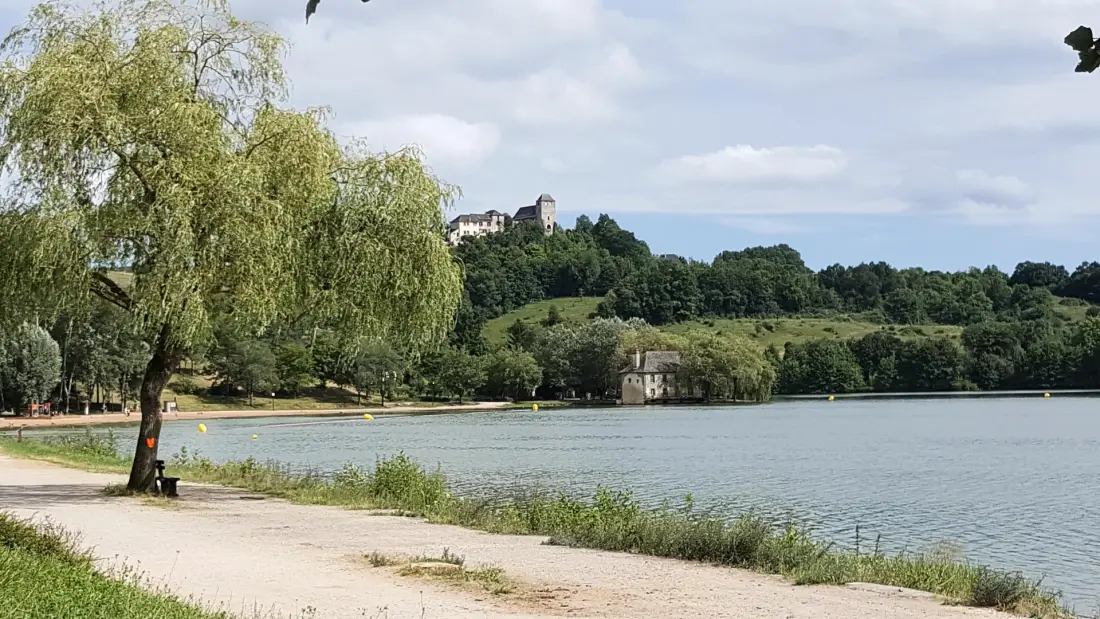 Gîte de France in Lissac sur Couze 3 oren