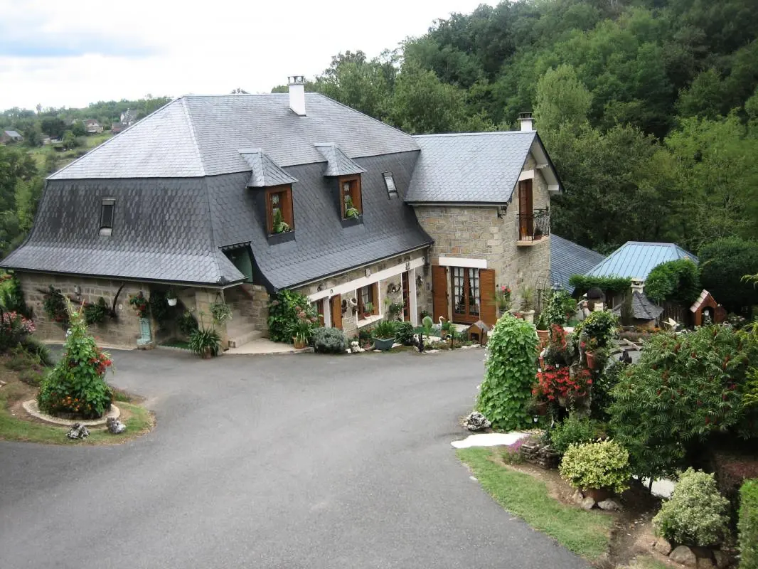 Gîte de France in Lissac sur Couze 3 oren