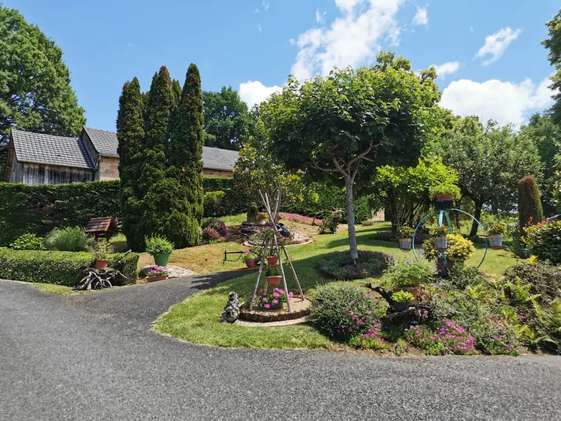 Gîte de France in Lissac sur Couze 3 oren
