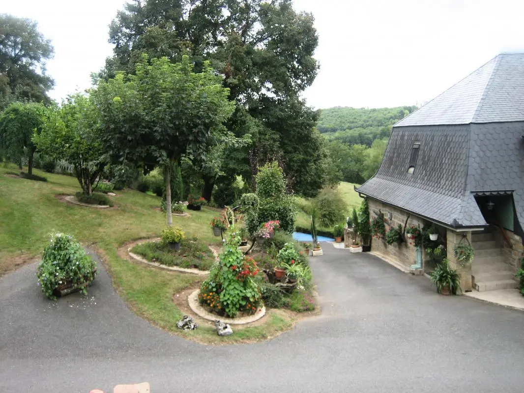 Gîte de France in Lissac sur Couze 3 oren