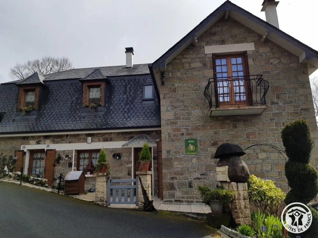 Gîte de France in Lissac sur Couze 3 oren