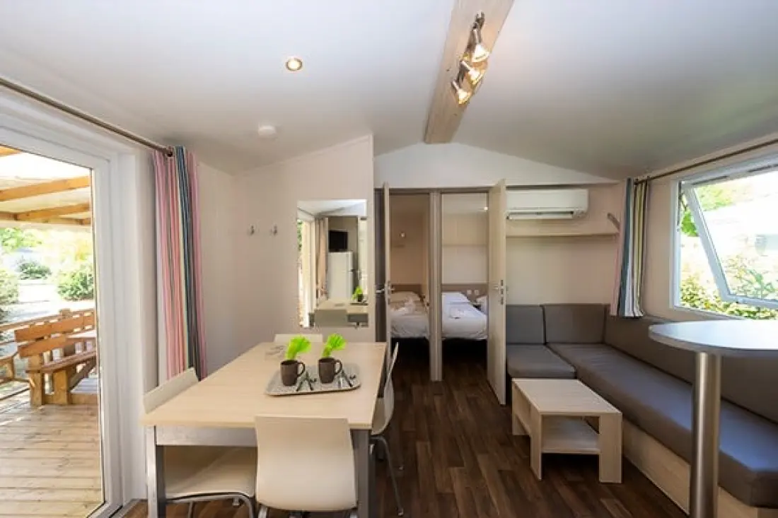 Camping Les Vignes5 Sterren★★★★★