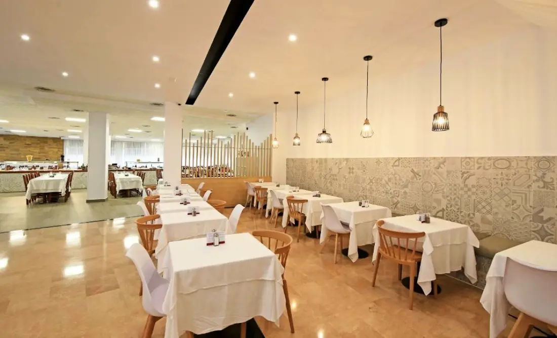 Hotel Pierre & Vacances Lloret Santa Rosa 4 Stars★★★★