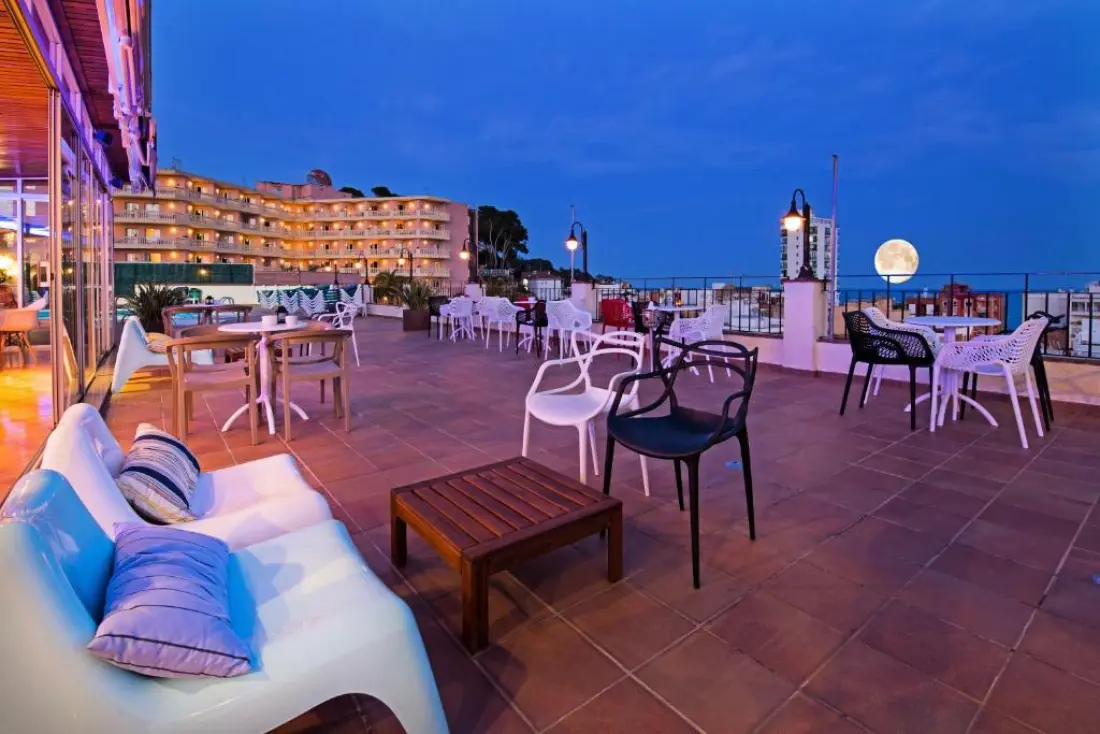 Hotel Pierre & Vacances Lloret Santa Rosa 4 Stars★★★★