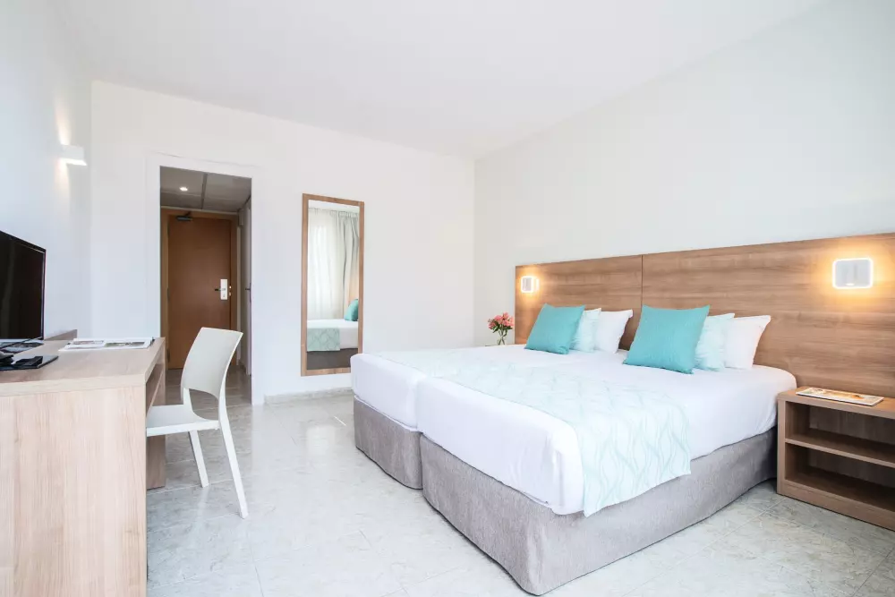 Hotel Pierre & Vacances Lloret Santa Rosa 4 Gwiazdy★★★★
