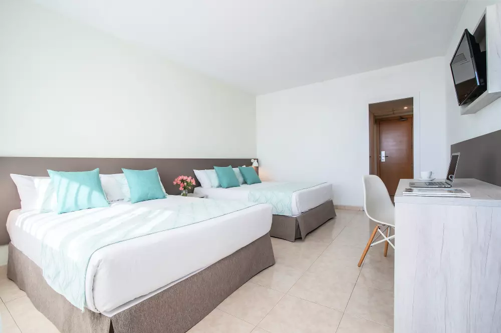 Hotel Pierre & Vacances Lloret Santa Rosa 4 Gwiazdy★★★★